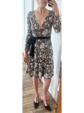Vintage DVF Diane von Furstenberg 2007 100% Silk Jersey Camelita Wrap Dress